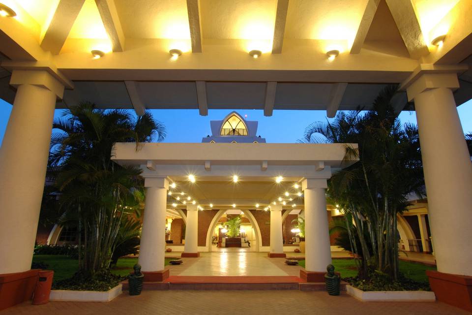 Caravela Beach Resort