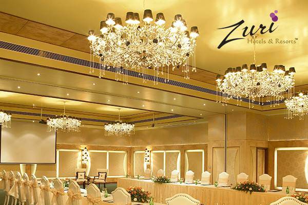 Zuri White Sands Resort