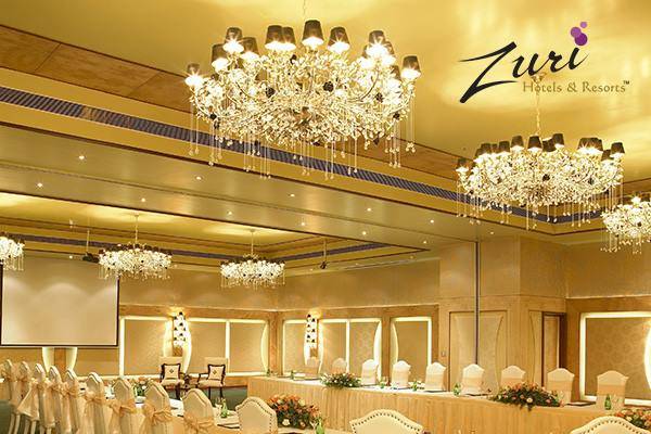 Zuri White Sands Resort