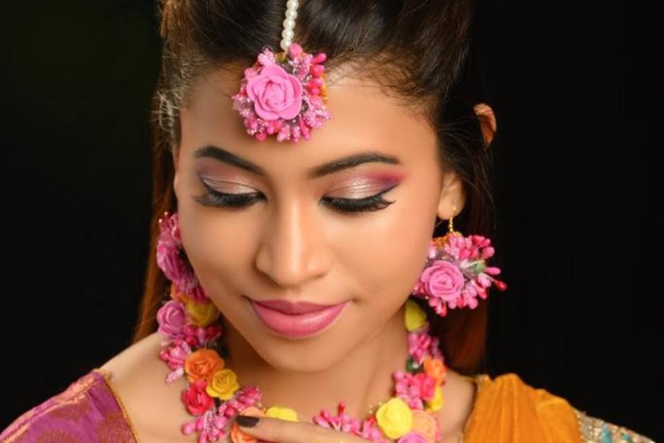 Haldi HD makeup