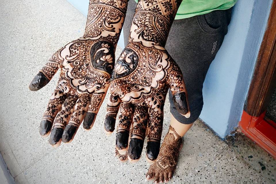 Bridal mehndi