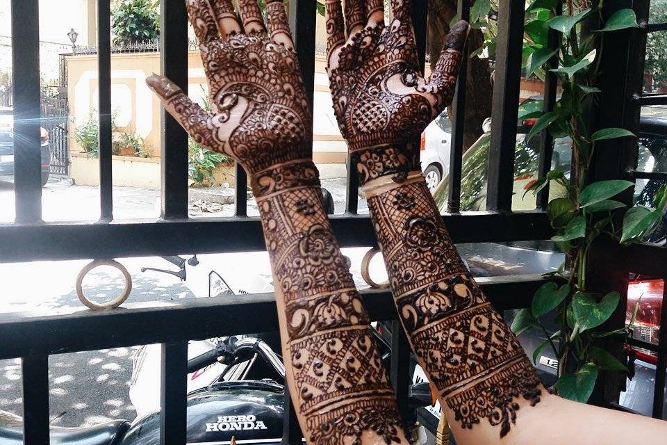 Bridal mehndi