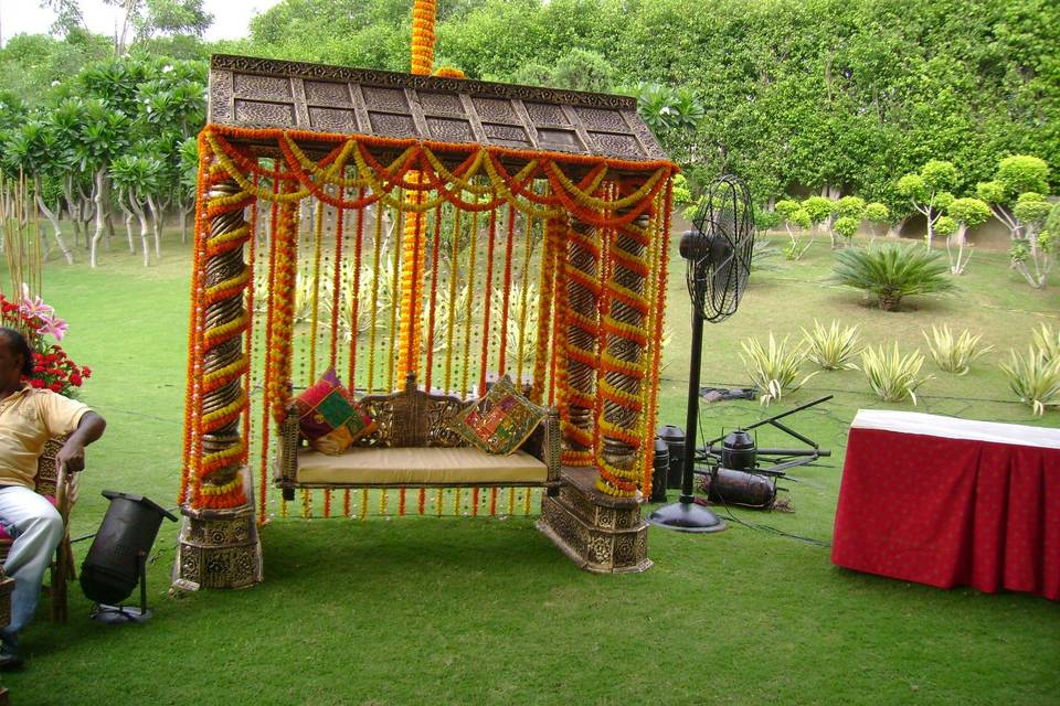 Jhula For Mehendi