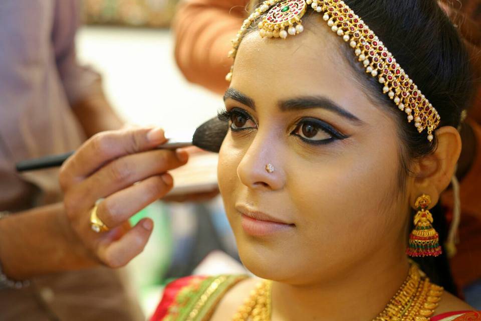Smash Look - Mr Swamy Bridal Makeup Artist