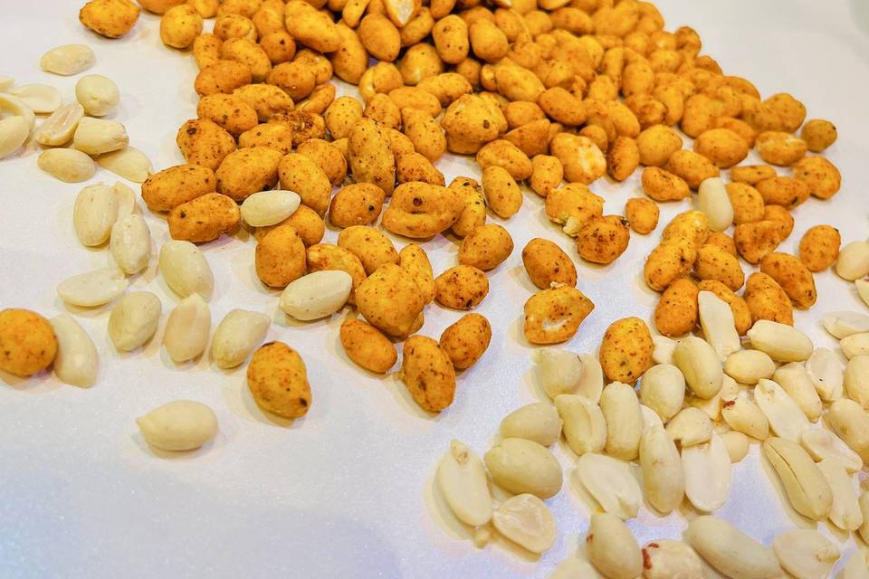 COATED PEANUTS