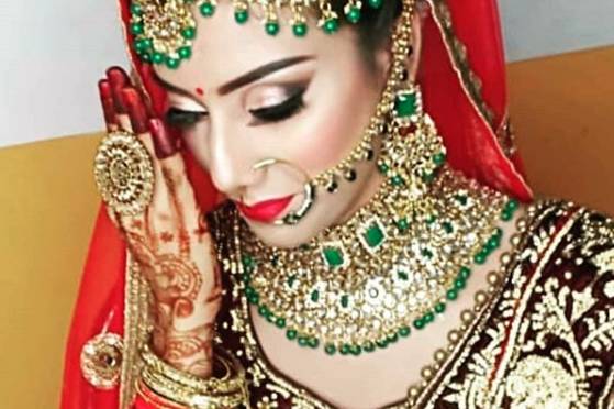 Bridal makeup