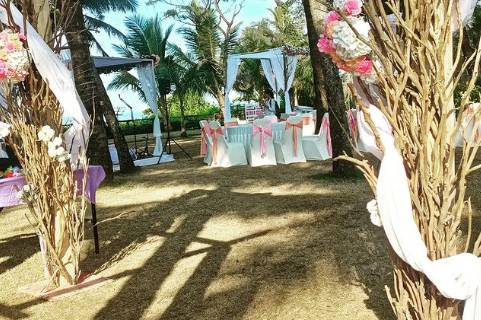 Minimal Wedding decor