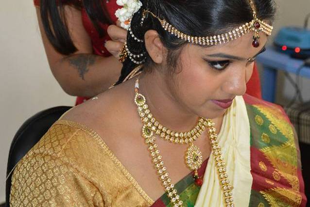 CNC Bridal Makeup