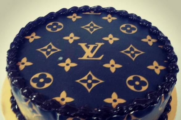 Louis Vuitton cupcakes to fulfill - The Dessert Studio