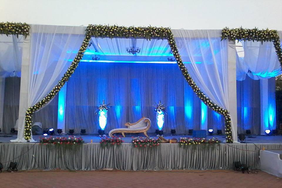 Wedding stage decorations