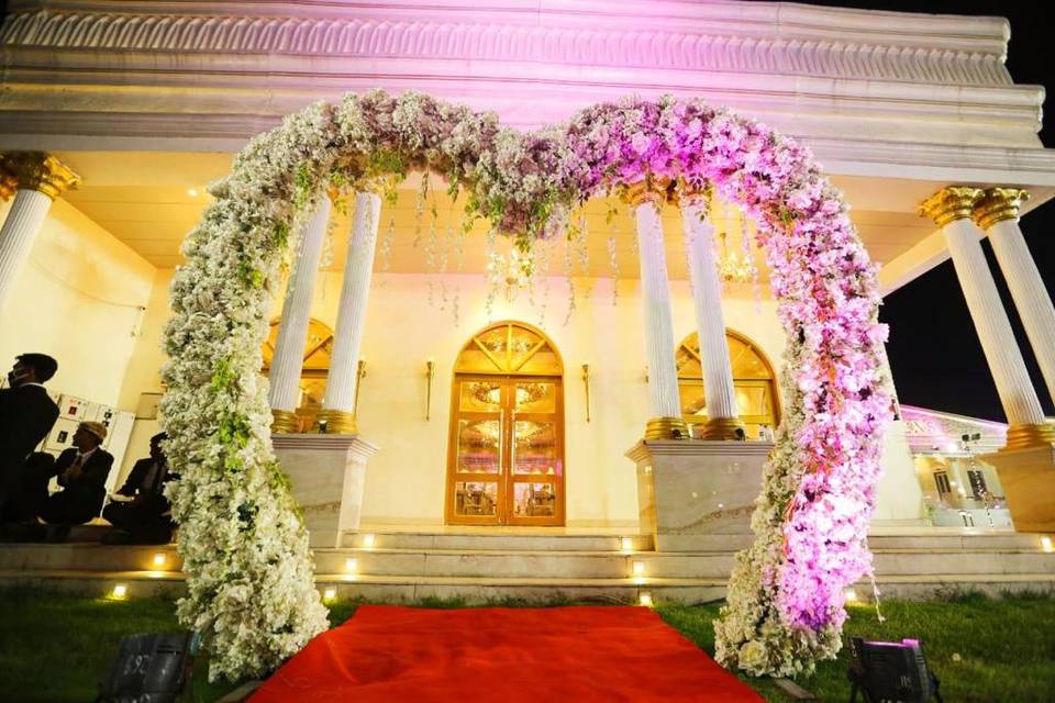 Entrance decor