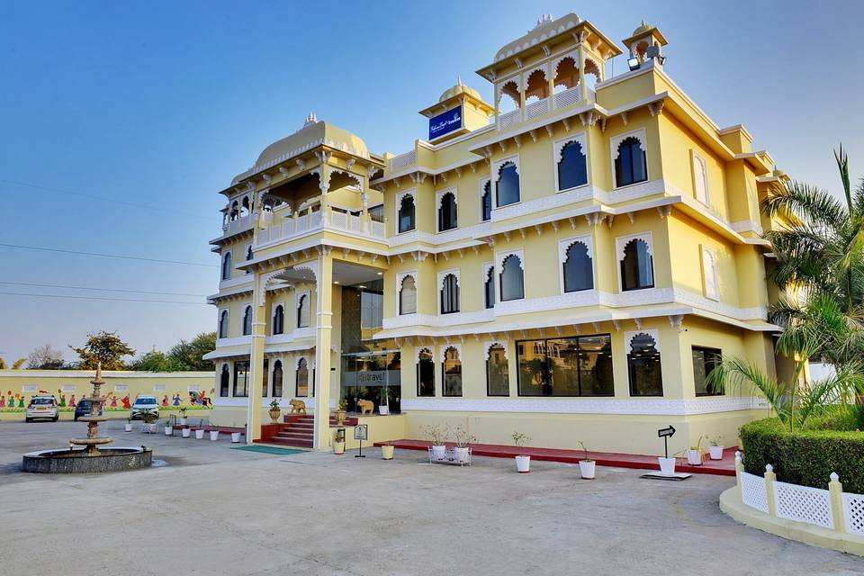 Padmini Bagh Resort