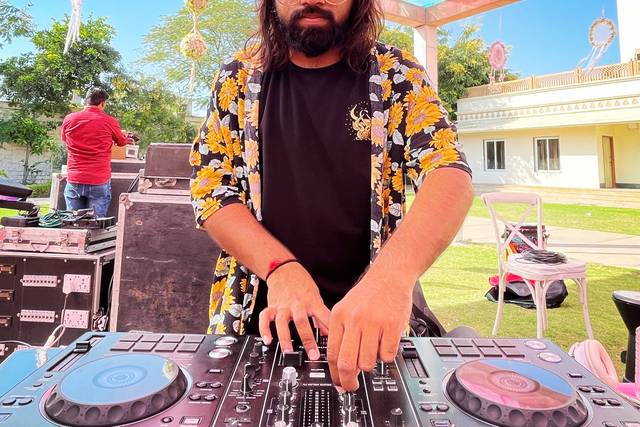 DJ Unbeatable, Gandhinagar