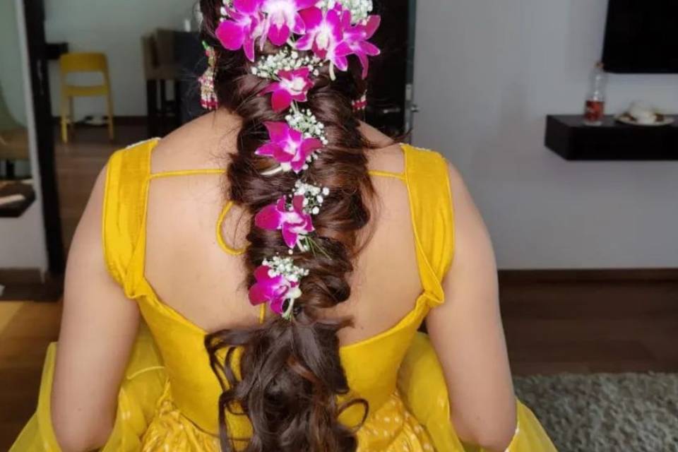 haldi hairstyle