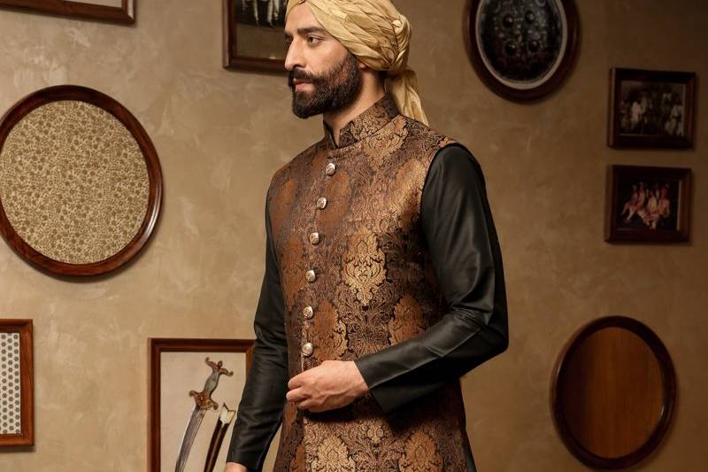 Jacket style sherwani