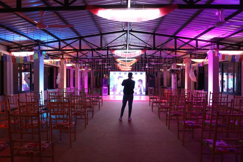 Banquet hall