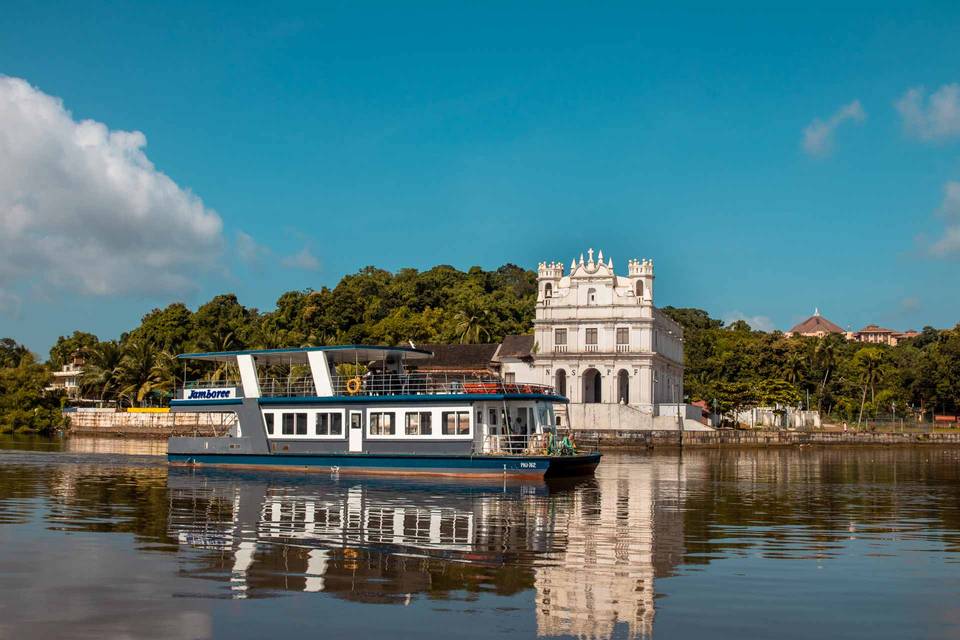 Jamboree Cruises