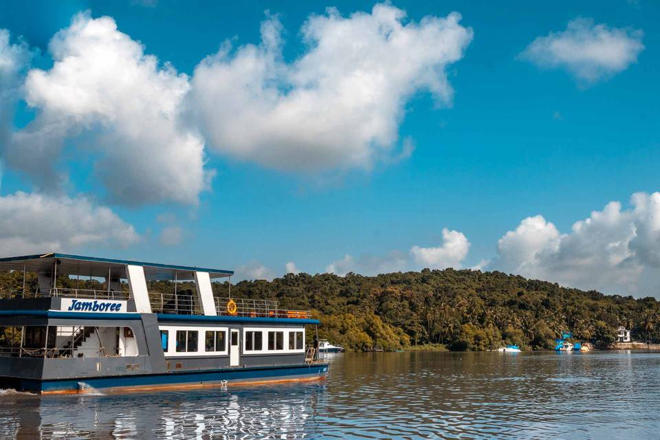 Jamboree Cruises