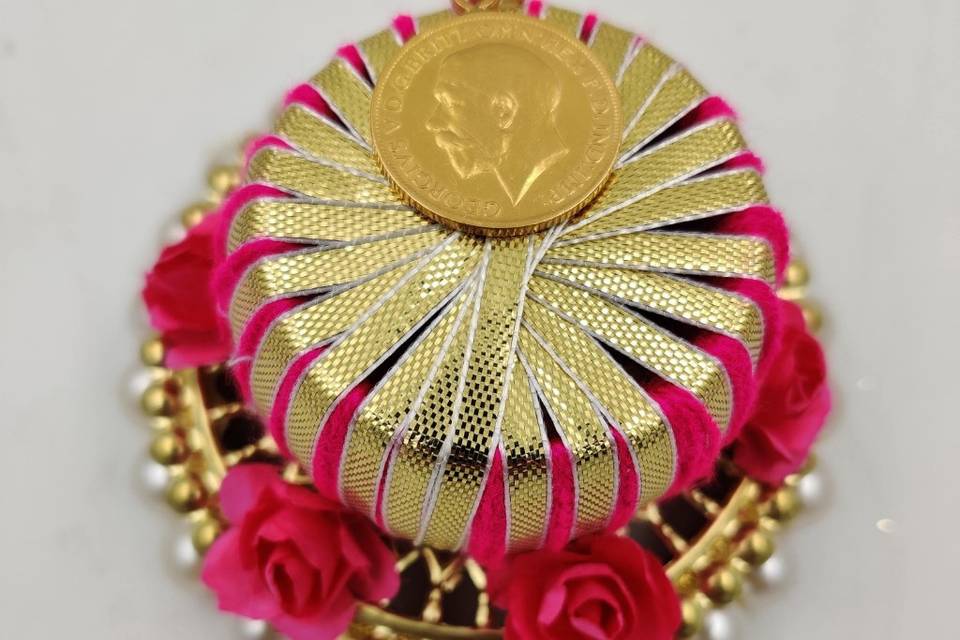 Gold coin platter