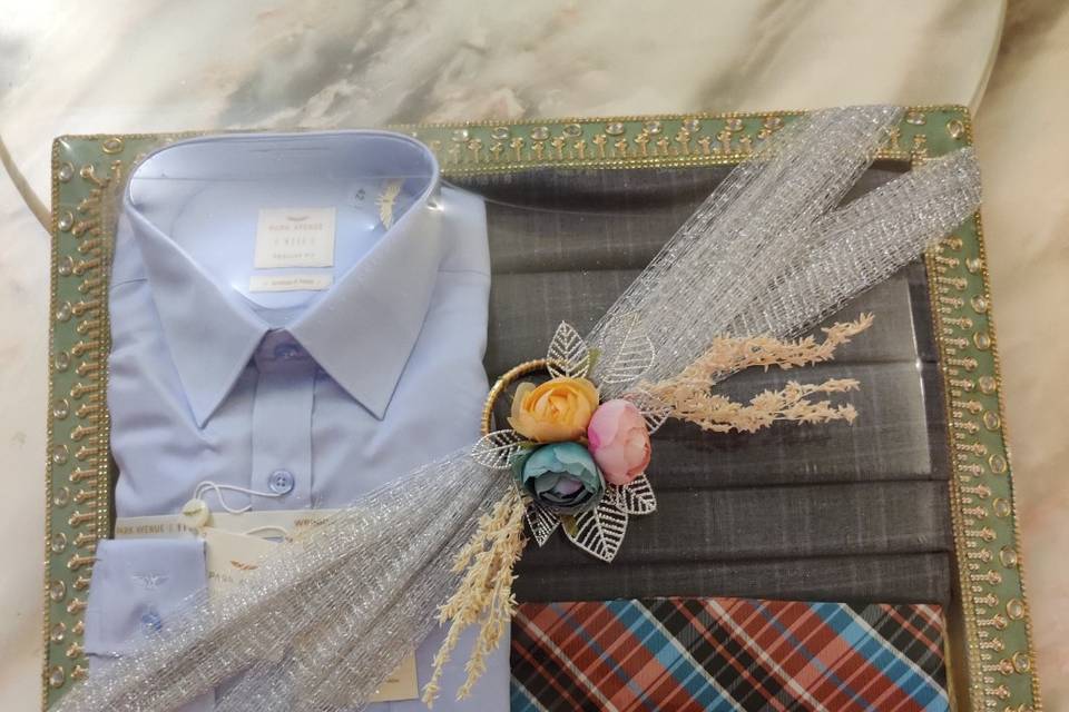 Groom's Father cloths tray