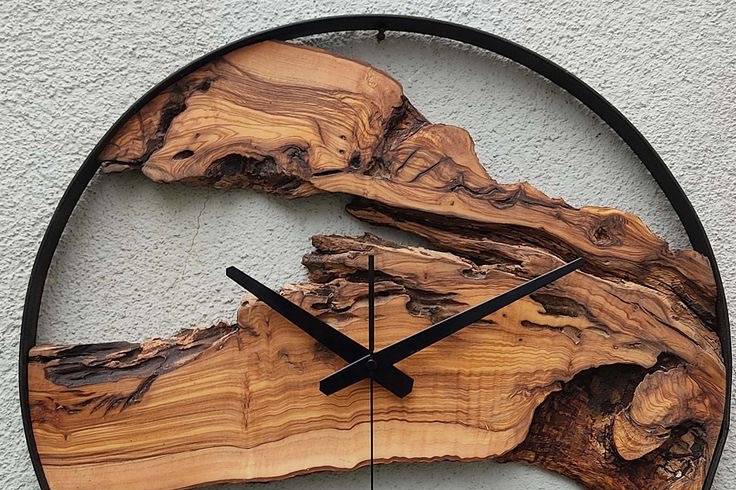 Live edge  Wall Clock