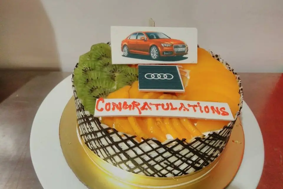Audi car cake for audi lover || Audi theme cake || cake simple design ||  Smita's cake || #shorts - YouTube