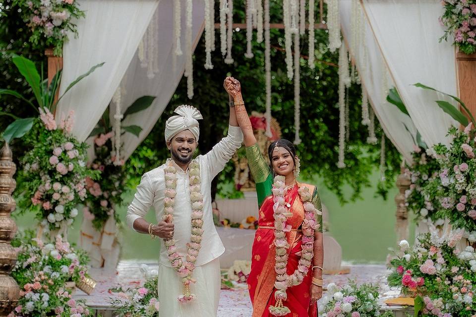 RUPESH & SASMI