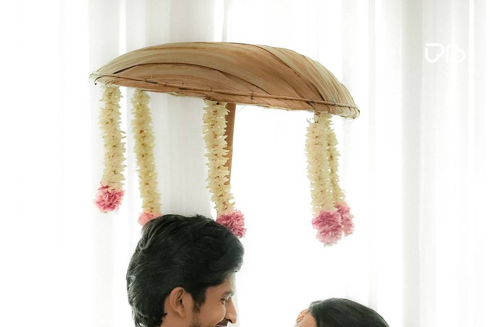 KARTHIKA & SATHYAJITH