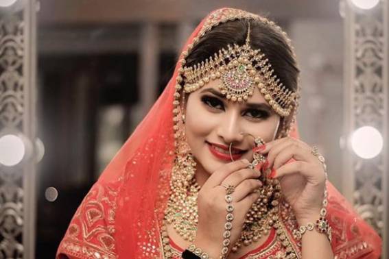 Nishita Motwani Makeup