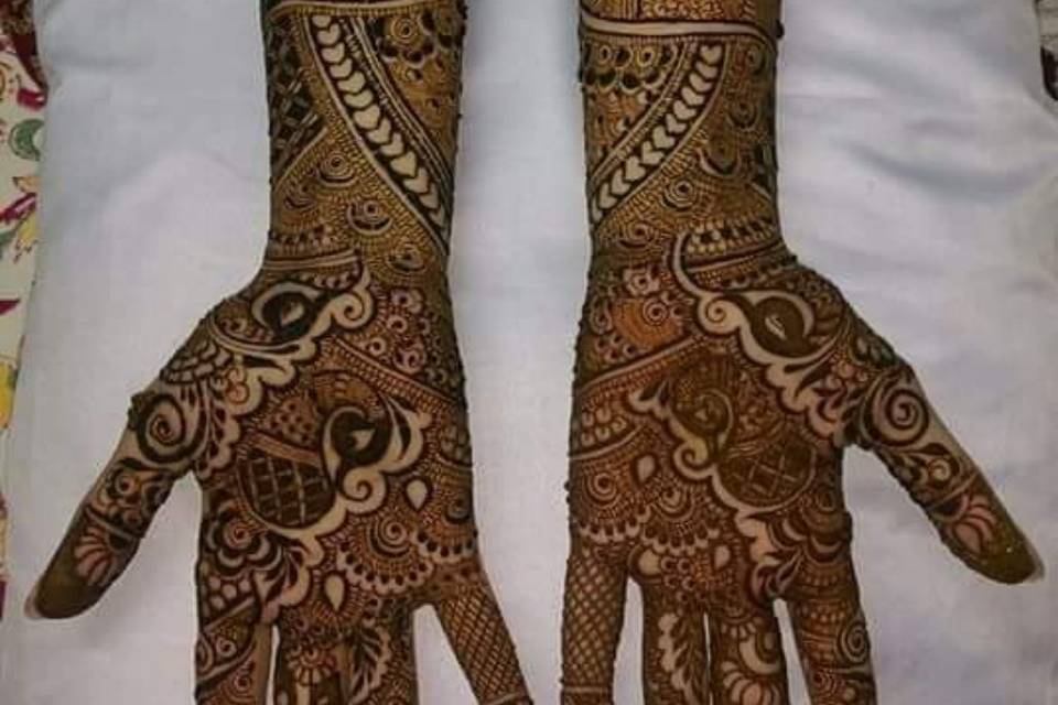 Vipan Mehandi Arts