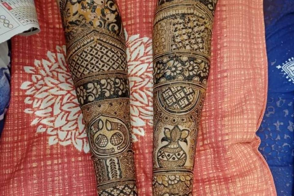 Vipan Mehandi Arts