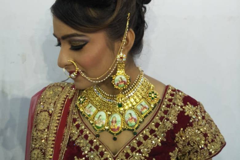 Bridal makeup