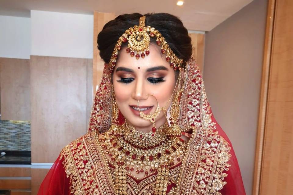 Bridal makeup