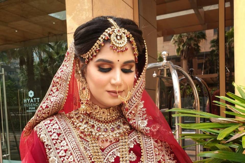 Bridal makeup