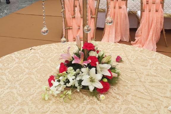 Table floral decor