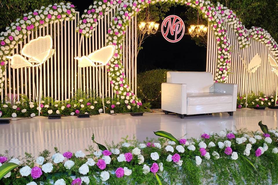 Reception decorated stage