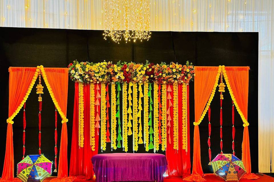 Colourful Mehendi Setup