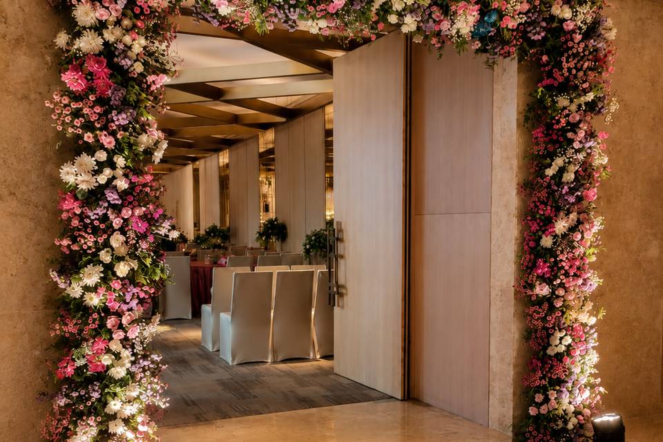 Entrance Decor