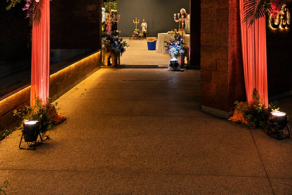 Entrance Decor
