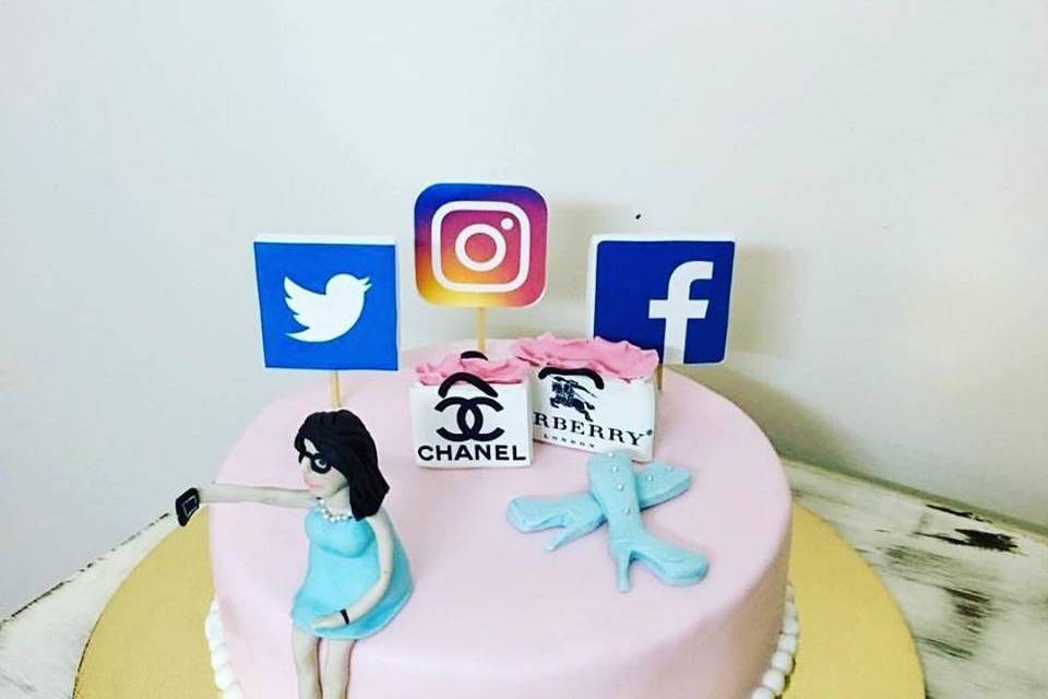 Designer cake