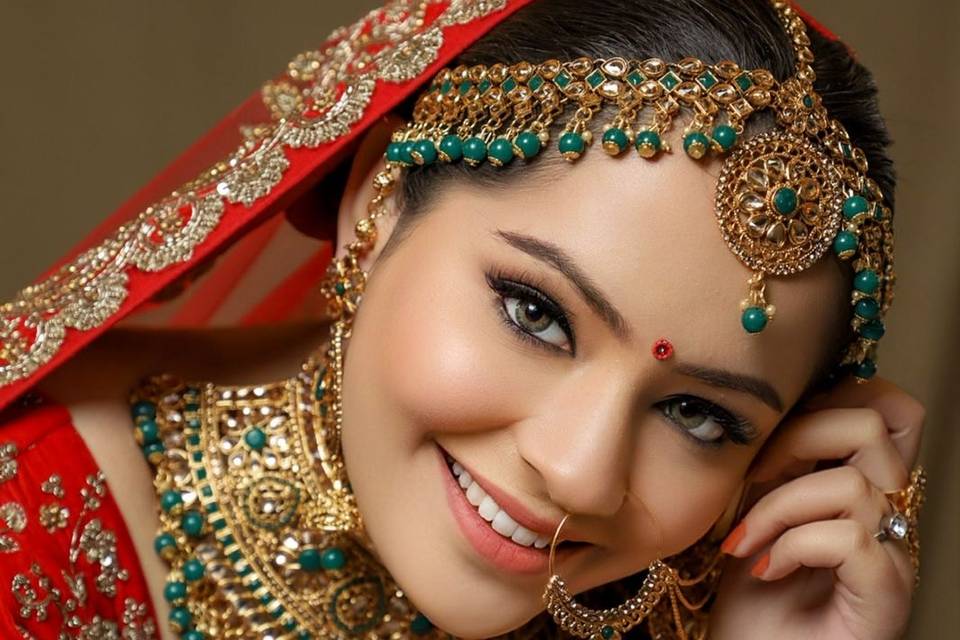 Bridal makeup