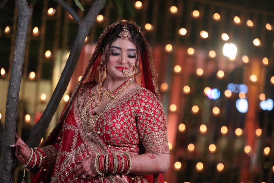 Bride Vishakha