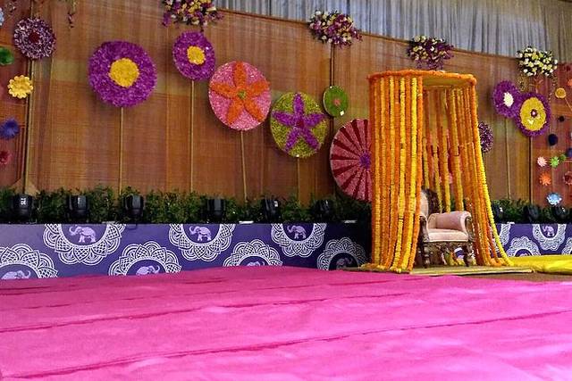 Mehndi decor