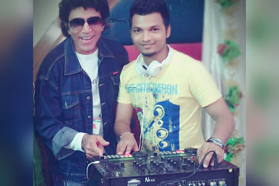 DJ Mangesh, Bhandup West