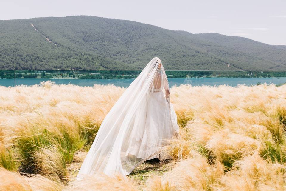 Bride