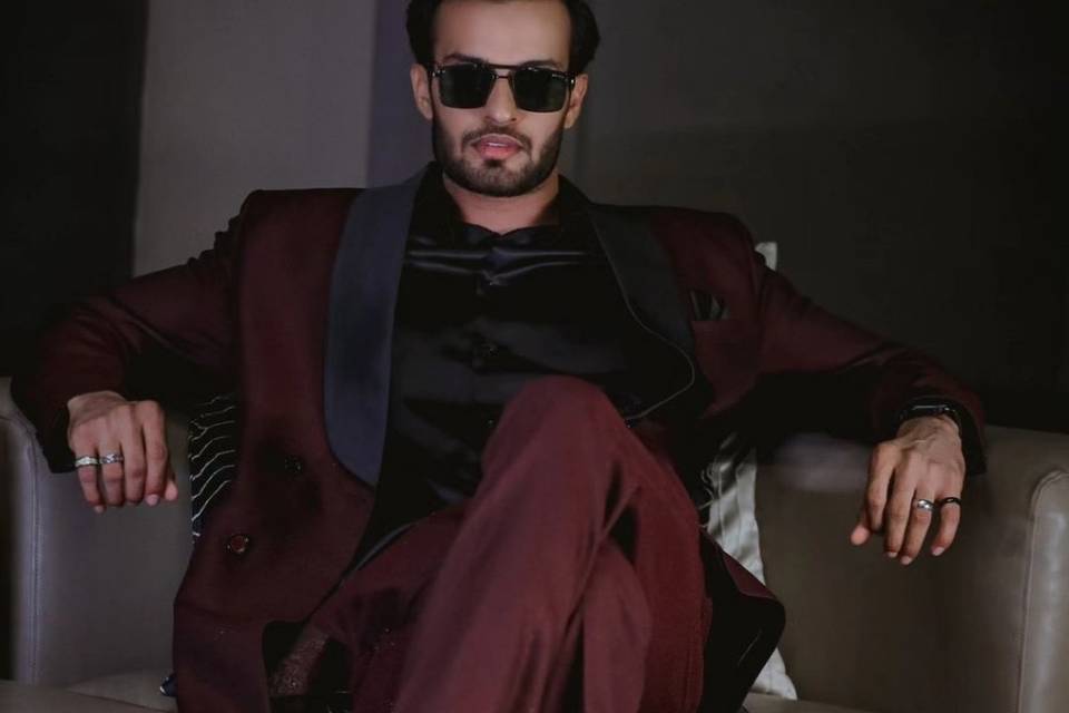 Shadan Faooqui Maroon Suit