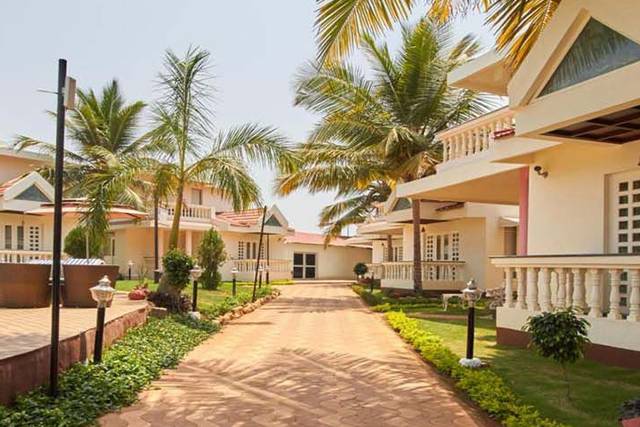 Regenta Resort Varca Beach