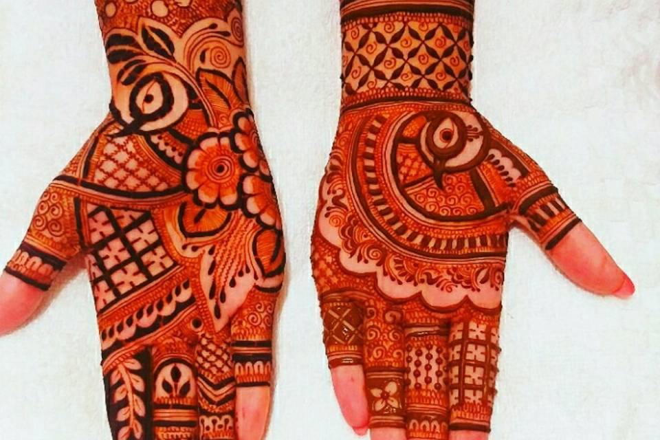 Mehandi disigns