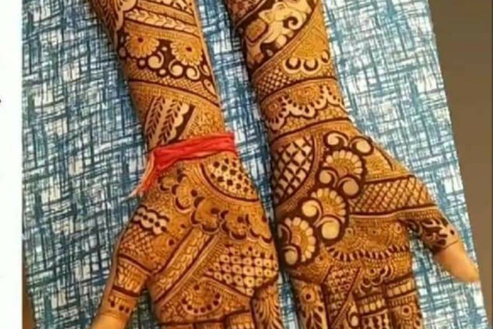 Satyadev Mehandi Artist