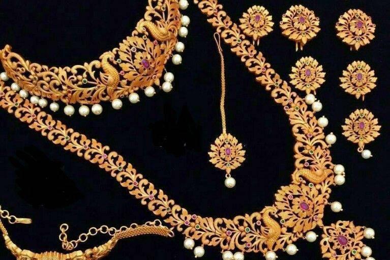 Bridal jewellery